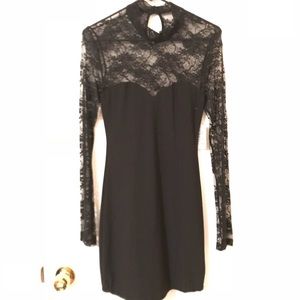 Black Lace Dress With Opening On Back